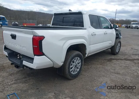 2024 Toyota Tacoma Sr5 4Wd z USA, uszkodzony, nr VIN 3TYLB5JN6RT038815